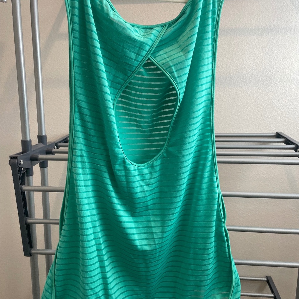 Asics workout top